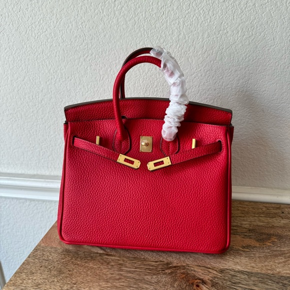 Red Pebble Leather 25 Doctor's Satchel Bag w/ Lock Key Gold HW B13 - Picture 2 of 12